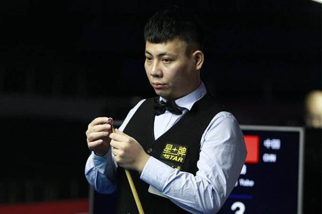 预警🌴詹姆斯距离常规赛42000分仅差5分 明日对阵换帅后的灰熊.